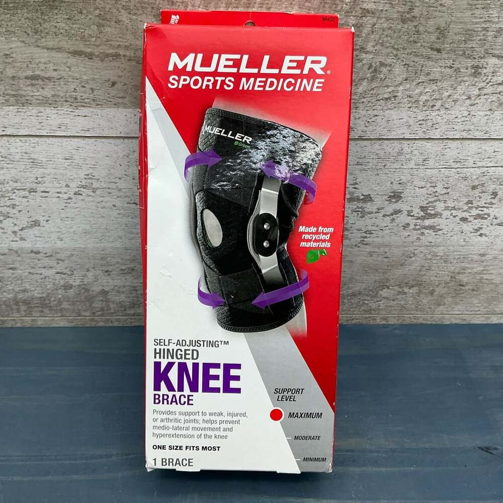 Mueller Maxiumum Support Self-Adjusting Hinged Knee Brace One Size Fits Most
